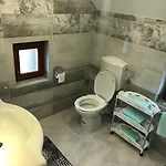 Počitniška hiša Charming Tiny House 